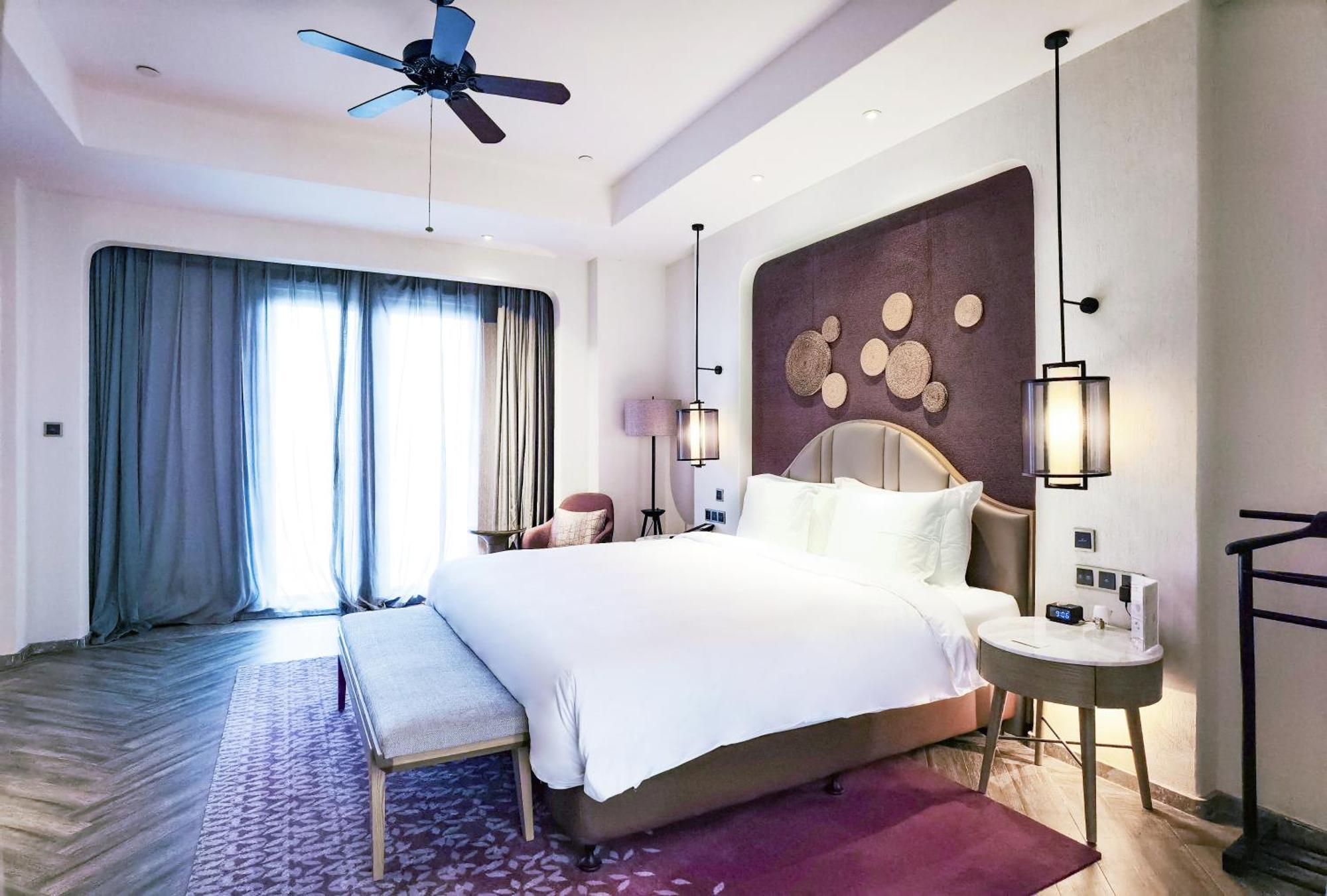 Hotel Crowne Plaza Qingdaoorientalmoviemetropolis By Ihg Extérieur photo