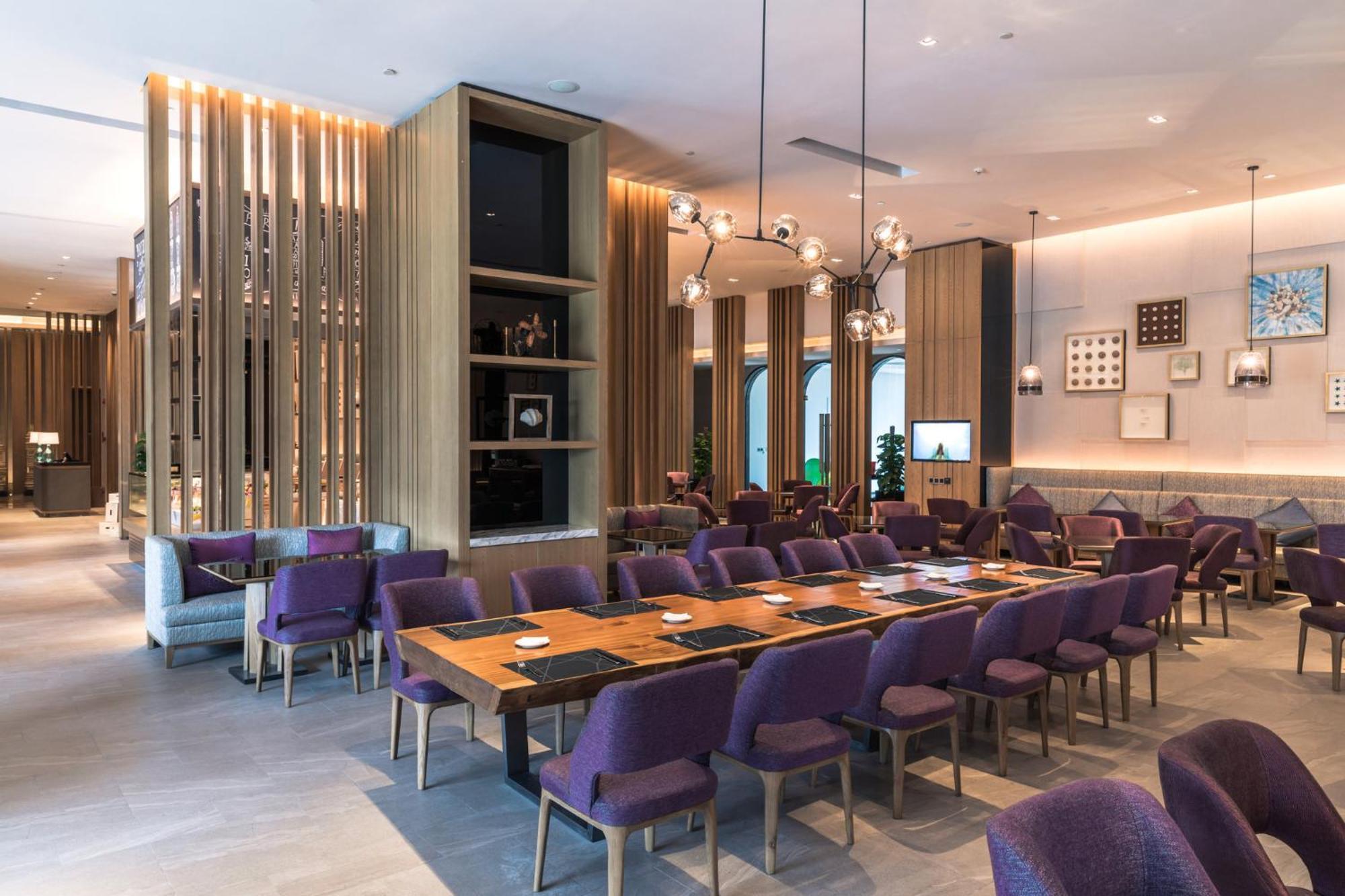 Hotel Crowne Plaza Qingdaoorientalmoviemetropolis By Ihg Extérieur photo