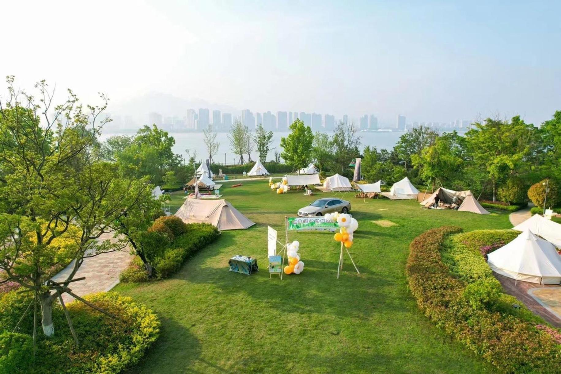 Hotel Crowne Plaza Qingdaoorientalmoviemetropolis By Ihg Extérieur photo