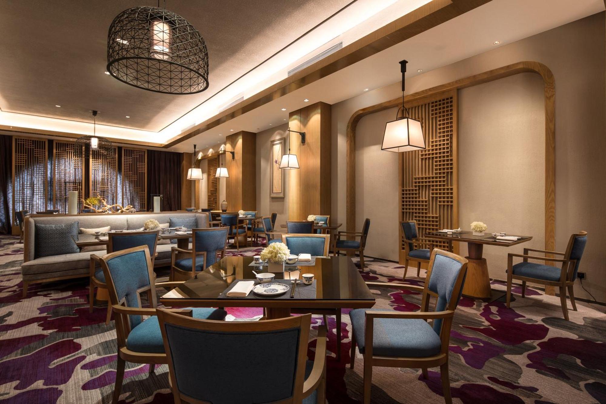 Hotel Crowne Plaza Qingdaoorientalmoviemetropolis By Ihg Extérieur photo