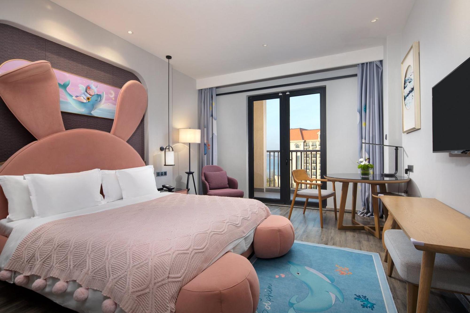 Hotel Crowne Plaza Qingdaoorientalmoviemetropolis By Ihg Extérieur photo