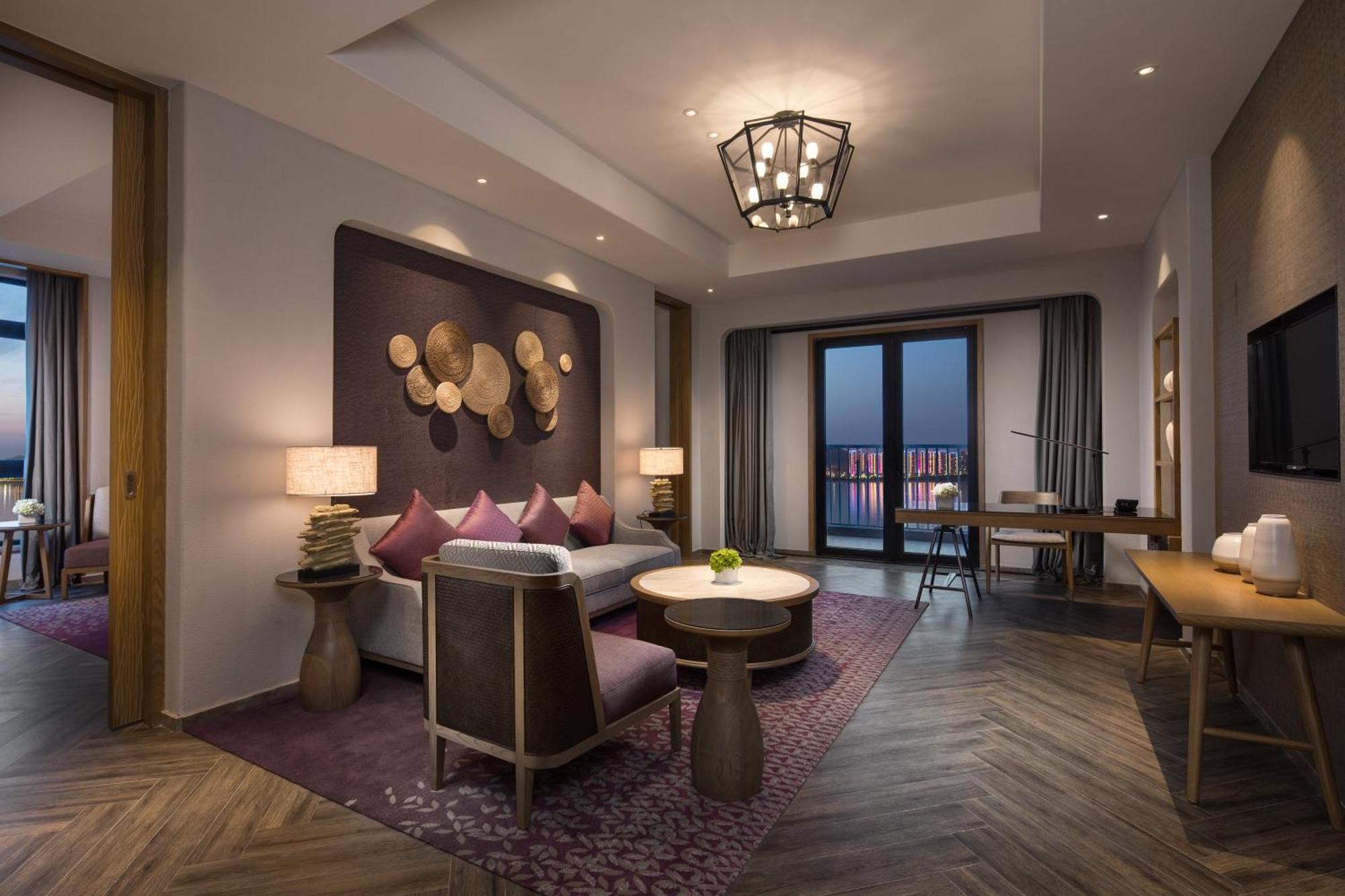 Hotel Crowne Plaza Qingdaoorientalmoviemetropolis By Ihg Extérieur photo